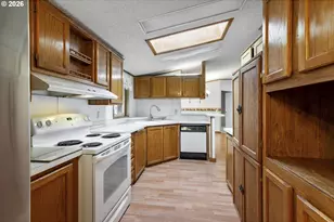 800 Mathias Ct, Molalla, OR 97038 - Photo 15