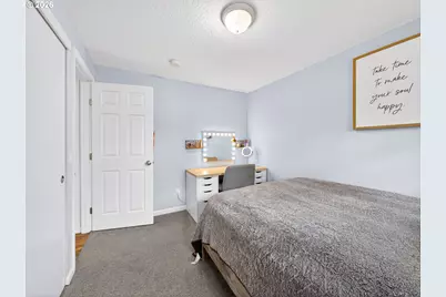 7812 SE Crystal Springs Blvd, Portland, OR 97206 - Photo 17