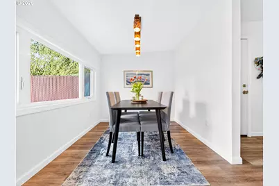7812 SE Crystal Springs Blvd, Portland, OR 97206 - Photo 9