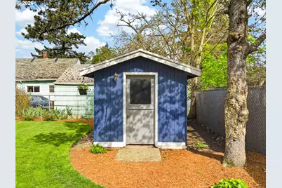7812 SE Crystal Springs Blvd, Portland, OR 97206 - Photo 27
