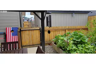 879 Pebble Creek St, Sutherlin, OR 97479 - Photo 29