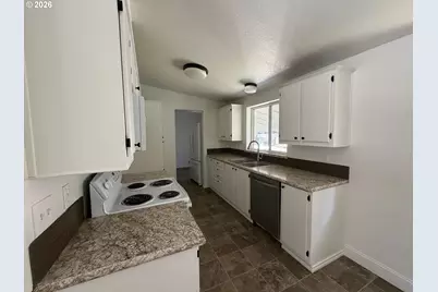 13401 NE 28th St, Vancouver, WA 98682 - Photo 9