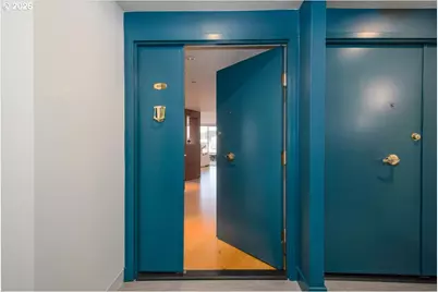 1500 SW 5th Ave #601, Portland, OR 97201 - Photo 3