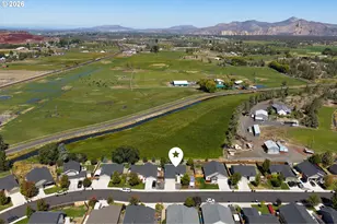 2721 NE 6th Dr, Redmond, OR 97756 - Photo 31
