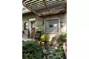 4242 SW Twombly Ave, Portland, OR 97239 - Photo 35