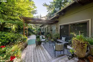 4242 SW Twombly Ave, Portland, OR 97239 - Photo 5