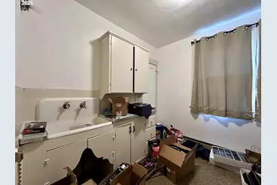 506 E 4th St, The Dalles, OR 97058 - Photo 13