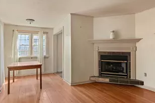 817 NW Earl Ave, Gresham, OR 97030 - Photo 3