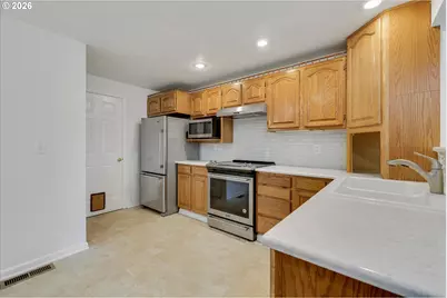 14765 SW Wheaton Ln, Beaverton, OR 97007 - Photo 31