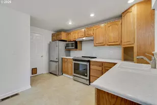 14765 SW Wheaton Ln, Beaverton, OR 97007 - Photo 31