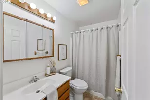 1298 Minnesota Ave, Coos Bay, OR 97420 - Photo 13