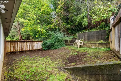 1298 Minnesota Ave, Coos Bay, OR 97420 - Photo 37