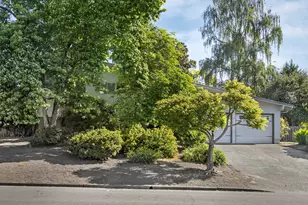 8835 SW Oak Ln, Portland, OR 97223 - Photo 3