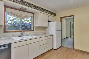 8835 SW Oak Ln, Portland, OR 97223 - Photo 19