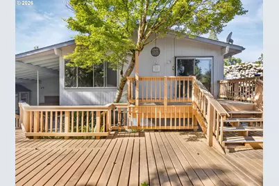 8835 SW Oak Ln, Portland, OR 97223 - Photo 9