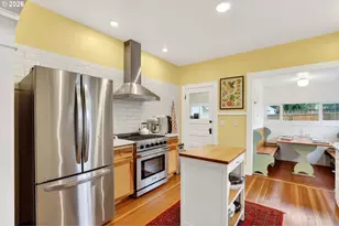 308 W 35th St, Vancouver, WA 98660 - Photo 11