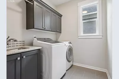 8514 SW 46th Ave, Portland, OR 97219 - Photo 39