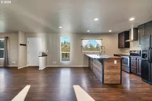 1033 Camelot Dr, Salem, OR 97306 - Photo 15