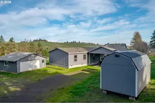 1033 Camelot Dr, Salem, OR 97306 - Photo 5