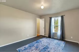 1033 Camelot Dr, Salem, OR 97306 - Photo 43