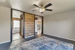 1033 Camelot Dr, Salem, OR 97306 - Photo 29