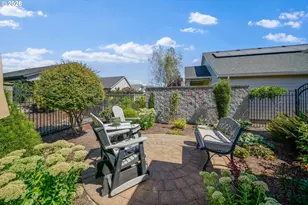 2144 SE Rhododendron Ave, Dallas, OR 97338 - Photo 37