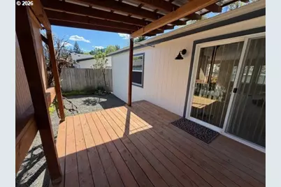 25368 E Cedar Glen Loop, Welches, OR 97067 - Photo 9