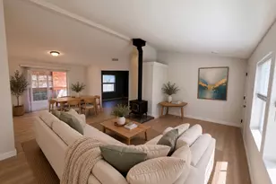 25368 E Cedar Glen Loop, Welches, OR 97067 - Photo 3