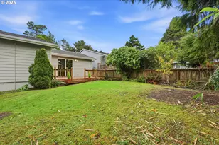 5655 Palisades Dr, Lincoln City, OR 97367 - Photo 25