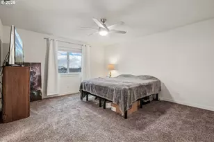 1121 N Auburn Pl, Ridgefield, WA 98642 - Photo 15