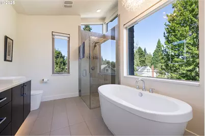 7318 N Olin Ave, Portland, OR 97203 - Photo 25