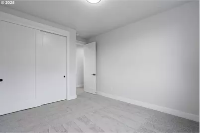 6012 SW 18th Ave, Portland, OR 97239 - Photo 37