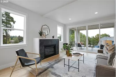 6012 SW 18th Ave, Portland, OR 97239 - Photo 9