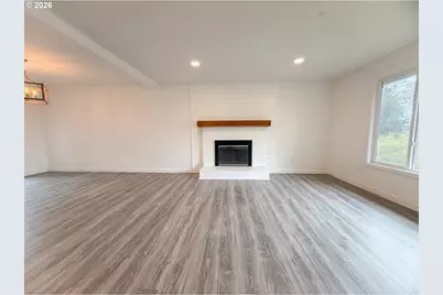 2409 SE Higgins Dr, Vancouver, WA 98683 - Photo 3