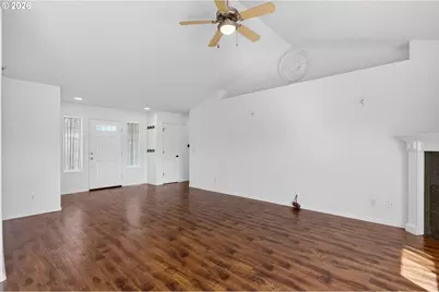 813 Alyssa Ct, Molalla, OR 97038 - Photo 3