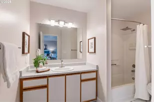 7165 SW Sagert St, Tualatin, OR 97062 - Photo 15