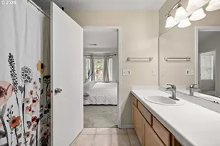 232 NE 76th Ave, Hillsboro, OR 97124 - Photo 25