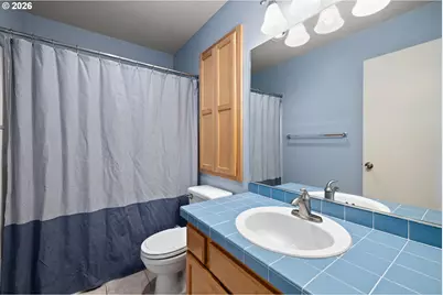 232 NE 76th Ave, Hillsboro, OR 97124 - Photo 27