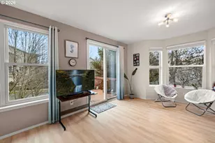 232 NE 76th Ave, Hillsboro, OR 97124 - Photo 5