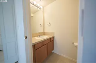 3317 SE 122nd Ave SE, Portland, OR 97236 - Photo 11
