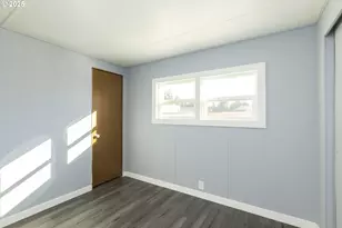 11624 SW Royal Villa Dr, Portland, OR 97224 - Photo 37