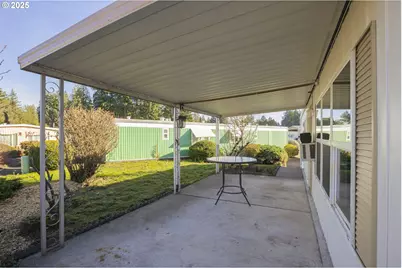 11624 SW Royal Villa Dr, Portland, OR 97224 - Photo 9