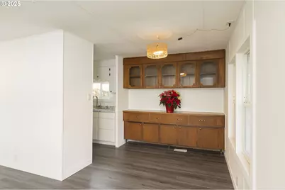 11624 SW Royal Villa Dr, Portland, OR 97224 - Photo 21