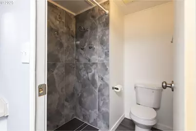 11624 SW Royal Villa Dr, Portland, OR 97224 - Photo 33