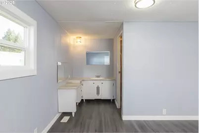 11624 SW Royal Villa Dr, Portland, OR 97224 - Photo 31