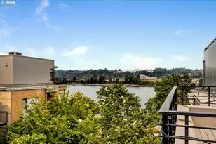 1636 NW Riverscape St, Portland, OR 97209 - Photo 39