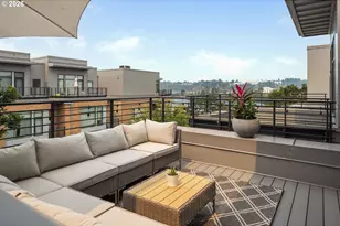 1636 NW Riverscape St, Portland, OR 97209 - Photo 37