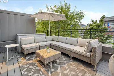 1636 NW Riverscape St, Portland, OR 97209 - Photo 37