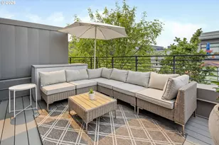 1636 NW Riverscape St, Portland, OR 97209 - Photo 37