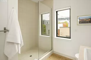 1636 NW Riverscape St, Portland, OR 97209 - Photo 35